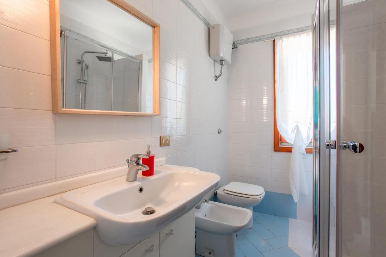 Villa Mariel Suites & Apartment 마사루브렌세 외부 사진